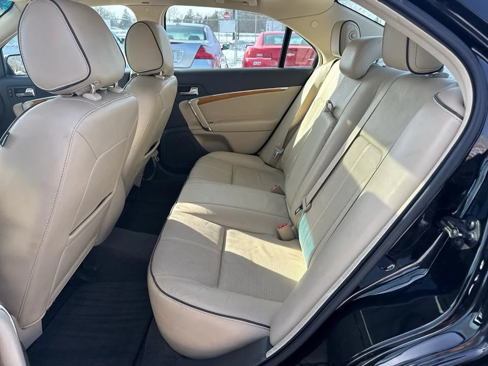 2012 Lincoln MKZ - Image 11 of 11
