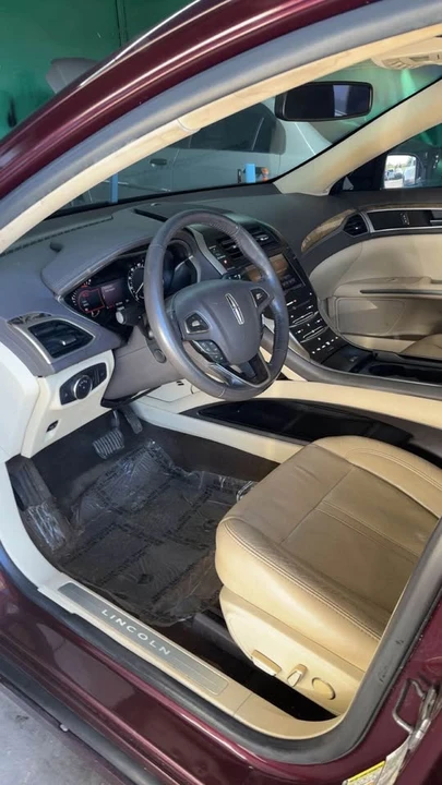 2012 Lincoln MKZ - Image 2 of 2