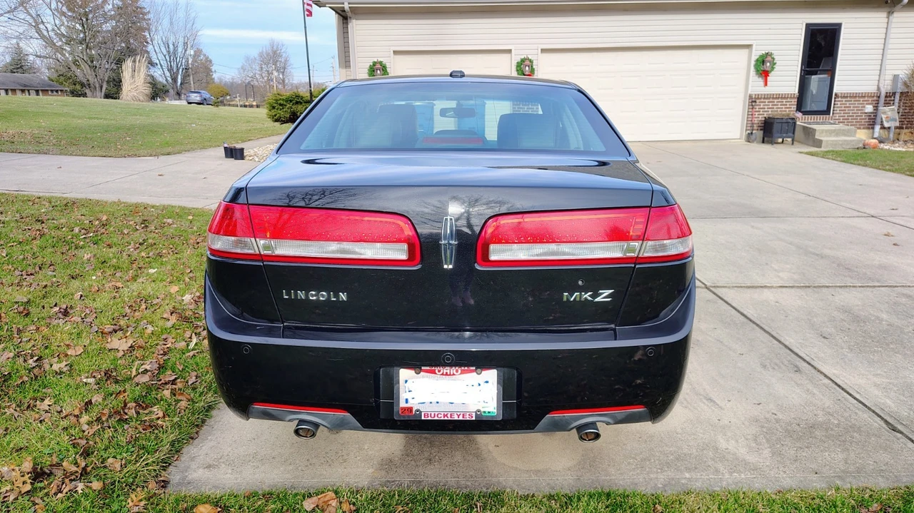 2012 Lincoln MKZ - Image 4 of 15
