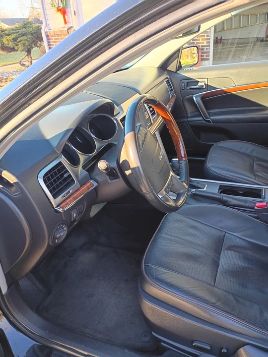 2012 Lincoln MKZ - Image 6 of 15