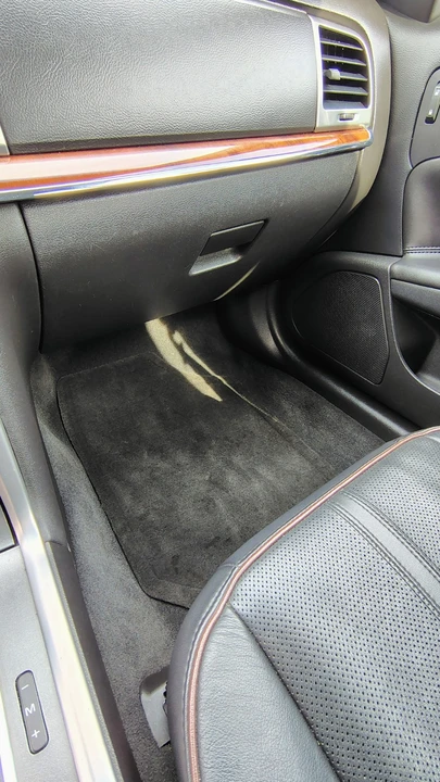 2012 Lincoln MKZ - Image 11 of 15