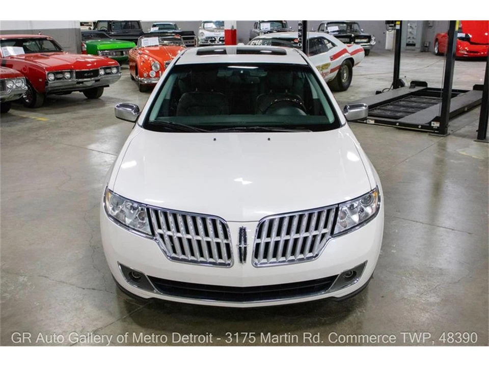 2012 Lincoln MKZ - Image 11 of 31