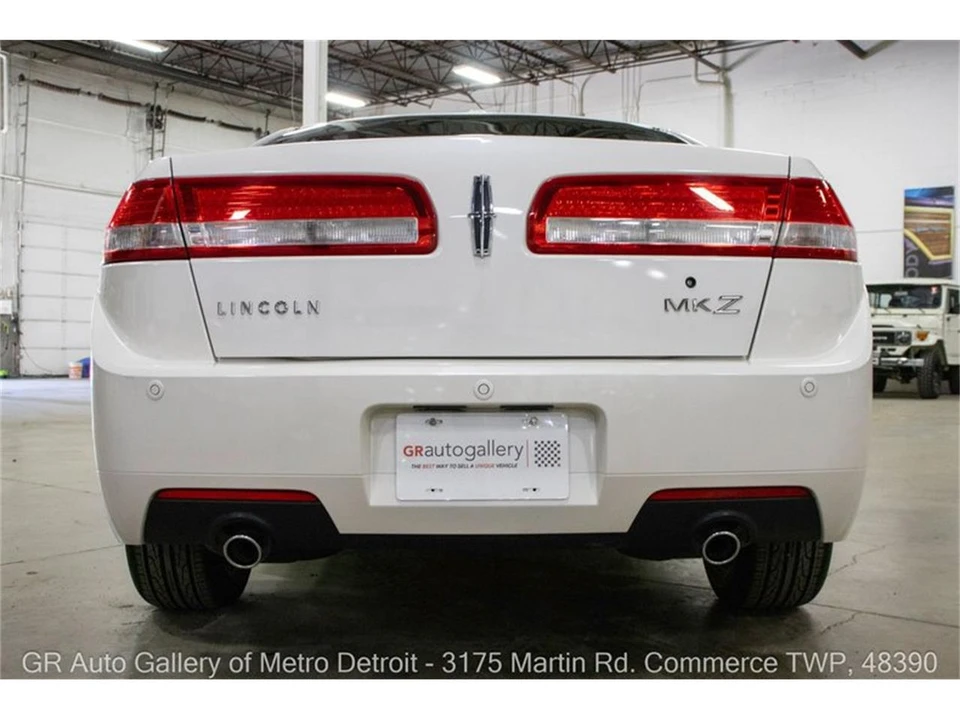 2012 Lincoln MKZ - Image 6 of 31