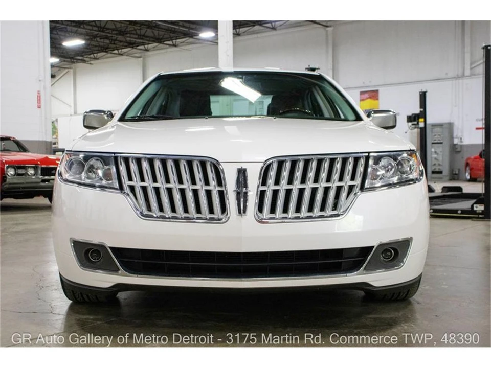 2012 Lincoln MKZ - Image 12 of 31