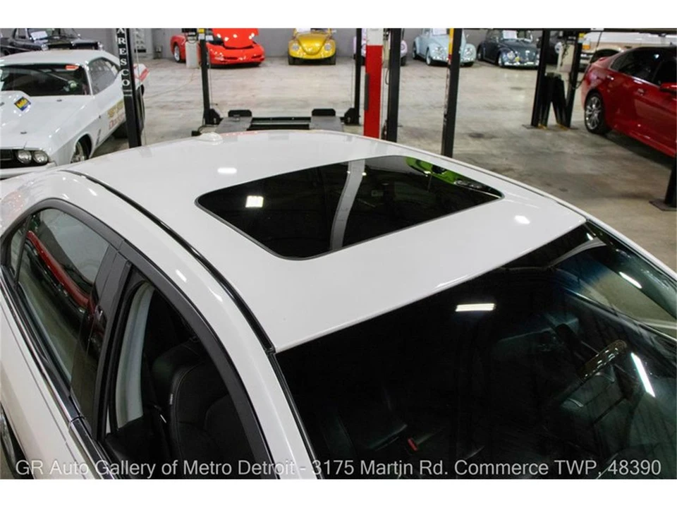 2012 Lincoln MKZ - Image 14 of 31