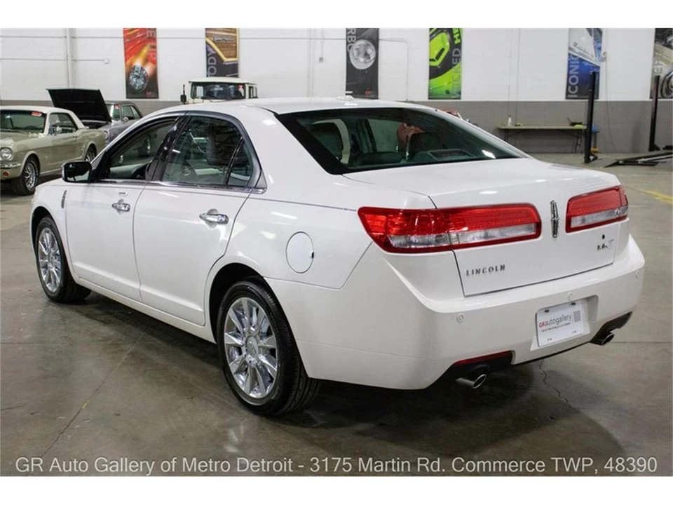 2012 Lincoln MKZ - Image 4 of 31