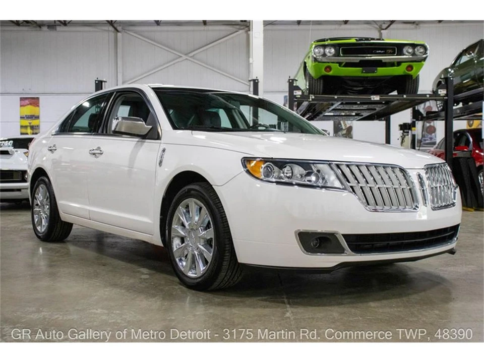 2012 Lincoln MKZ - Image 10 of 31