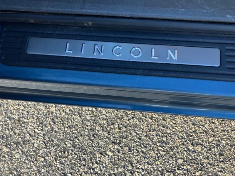 2012 Lincoln MKZ - Image 10 of 21