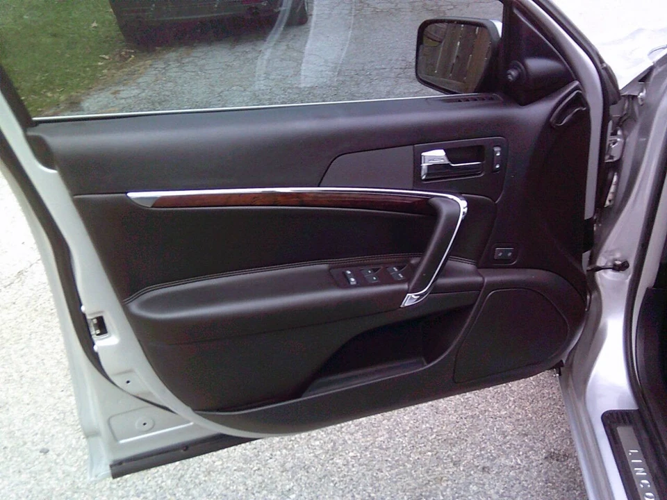 2012 Lincoln MKZ - Image 12 of 21