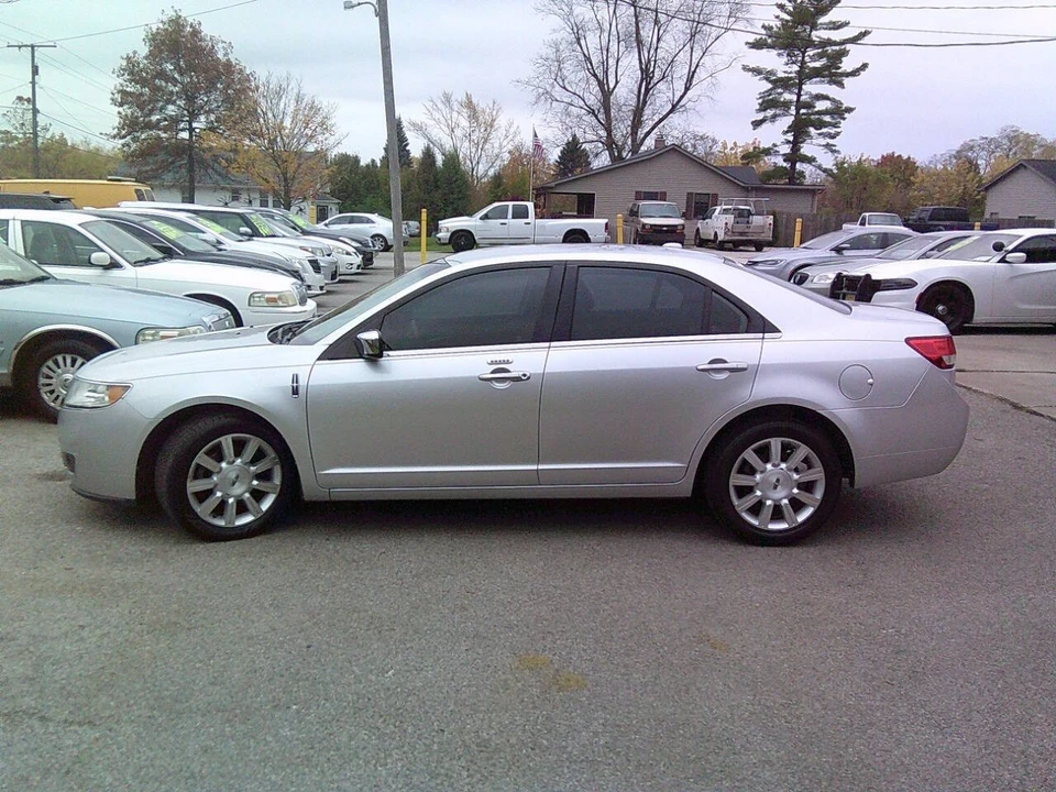 2012 Lincoln MKZ - Image 4 of 21