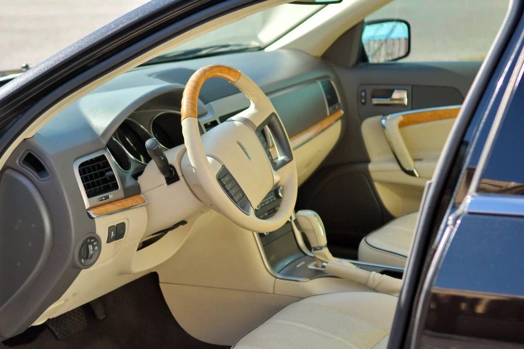 2012 Lincoln MKZ - Image 3 of 12