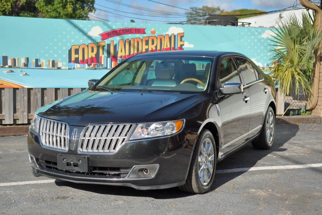 2012 Lincoln MKZ - Image 2 of 12