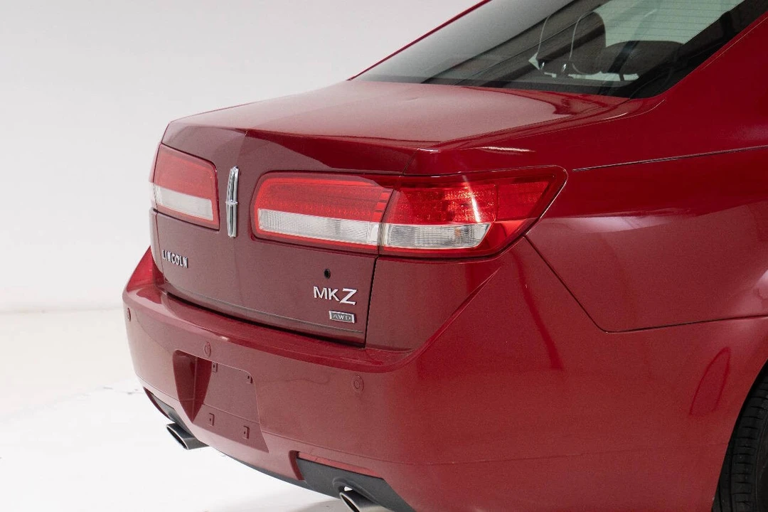 2012 Lincoln MKZ - Image 16 of 21