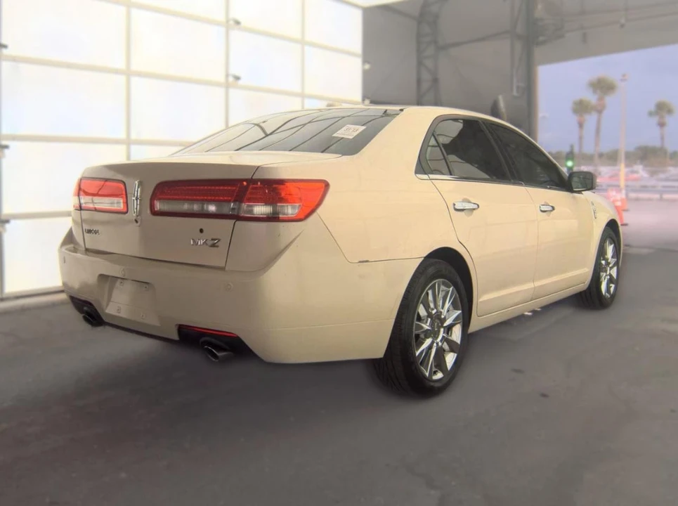 2012 Lincoln MKZ - Image 4 of 16