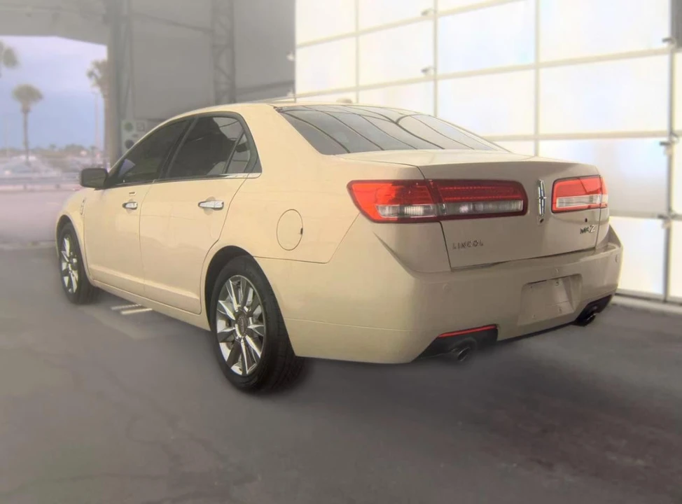 2012 Lincoln MKZ - Image 6 of 16