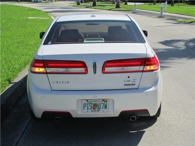 2012 Lincoln MKZ - Image 11 of 12