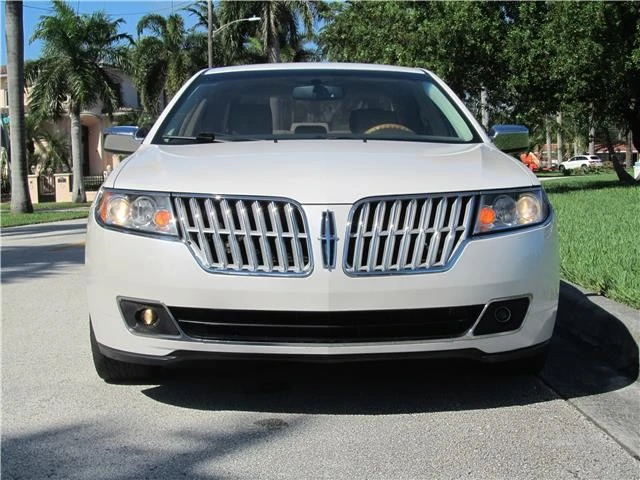 2012 Lincoln MKZ - Image 5 of 12