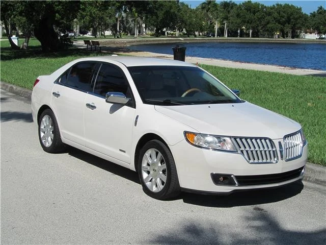 2012 Lincoln MKZ - Image 2 of 12