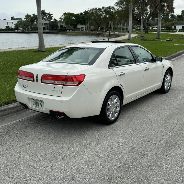 2012 Lincoln MKZ - Image 12 of 12
