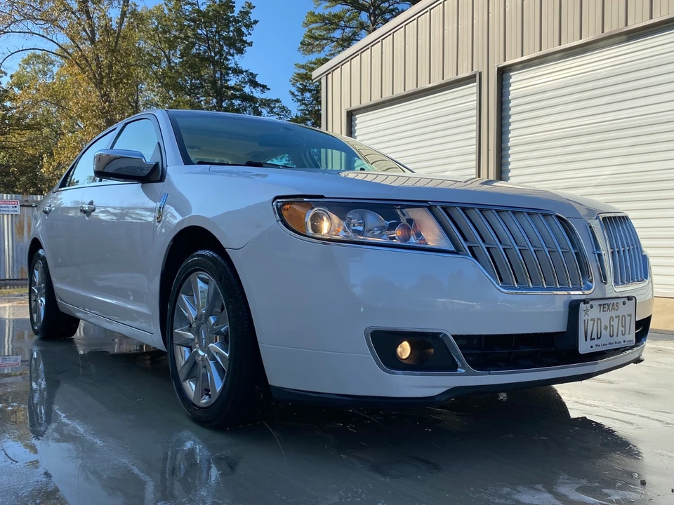 2012 Lincoln MKZ - Image 2 of 21