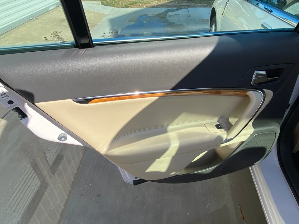 2012 Lincoln MKZ - Image 20 of 21