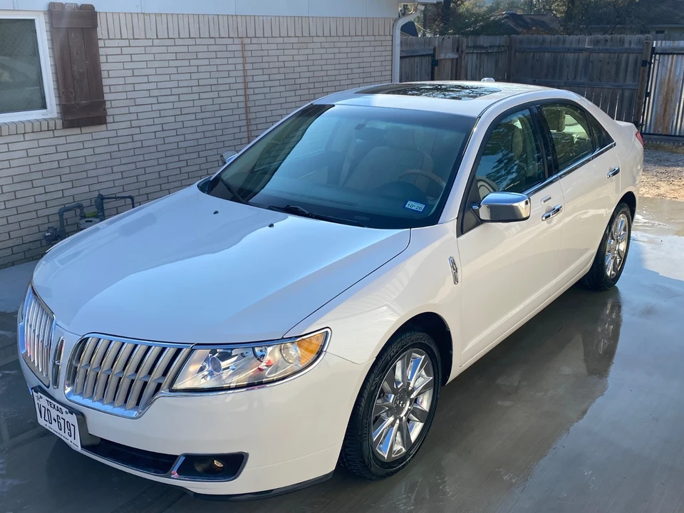 2012 Lincoln MKZ - Image 9 of 21
