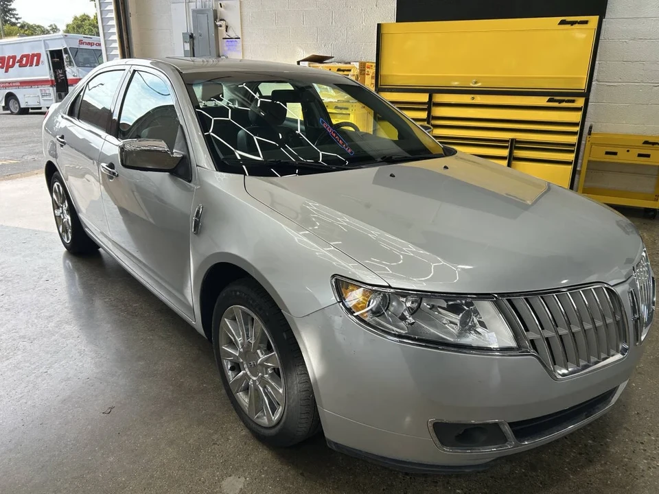 2012 Lincoln MKZ - Image 2 of 12