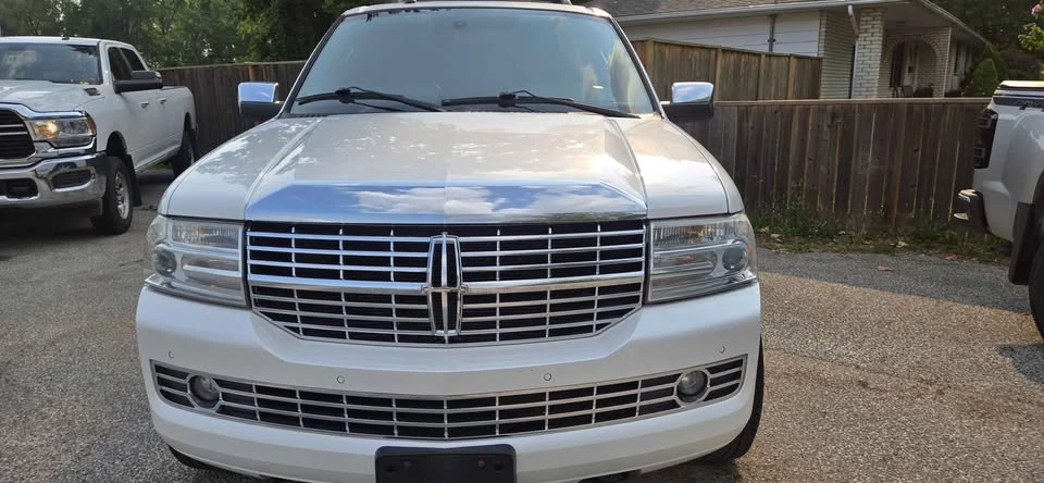 2012 Lincoln Navigator 3rd Gen - Image 12 of 15