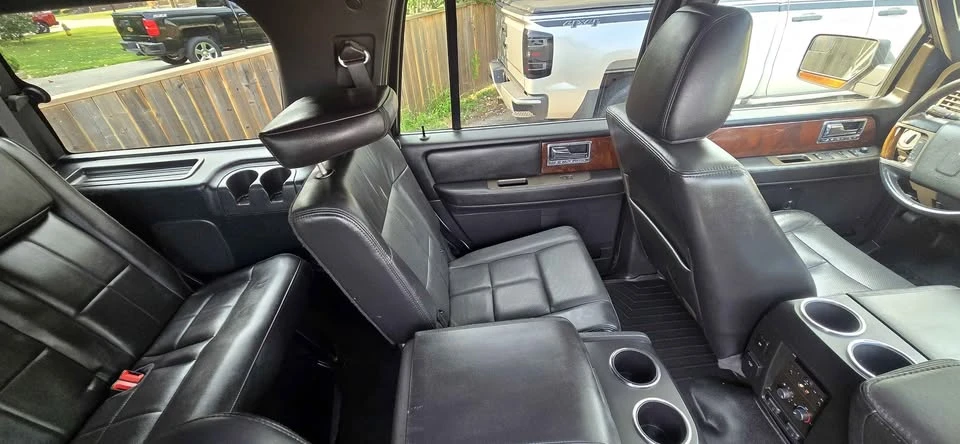 2012 Lincoln Navigator 3rd Gen - Image 10 of 15
