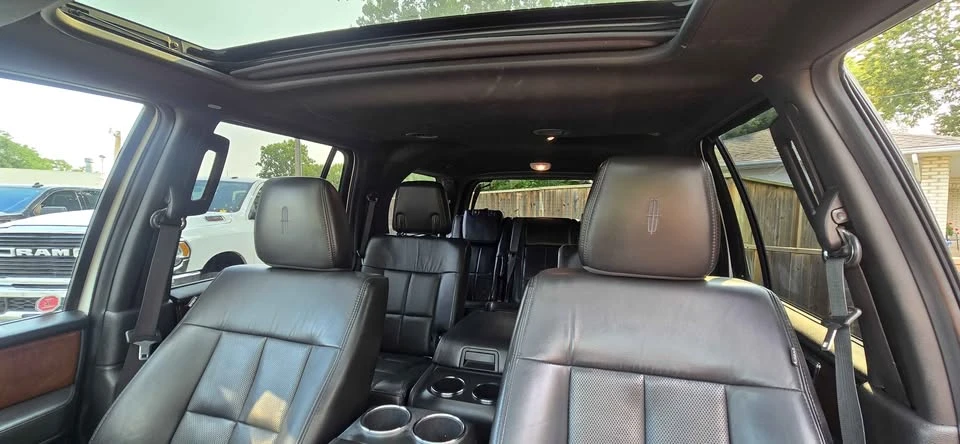 2012 Lincoln Navigator 3rd Gen - Image 15 of 15