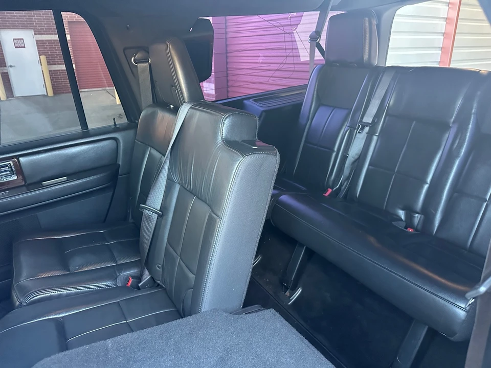 2012 Lincoln Navigator 3rd Gen - Image 10 of 15