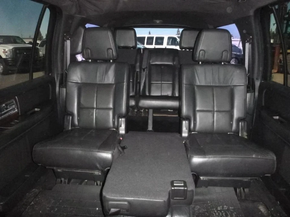 2012 Lincoln Navigator 3rd Gen - Image 5 of 15