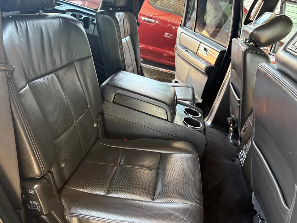 2012 Lincoln Navigator 3rd Gen - Image 10 of 17