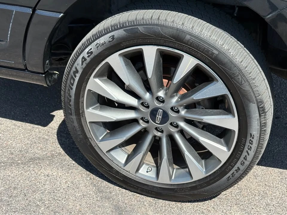 2012 Lincoln Navigator 3rd Gen - Image 7 of 17