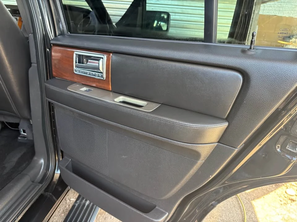 2012 Lincoln Navigator 3rd Gen - Image 13 of 17