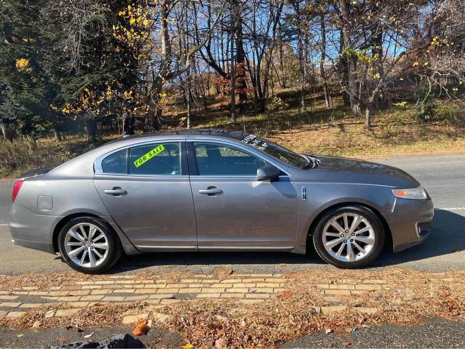 2012 Lincoln MKS - Image 3 of 10