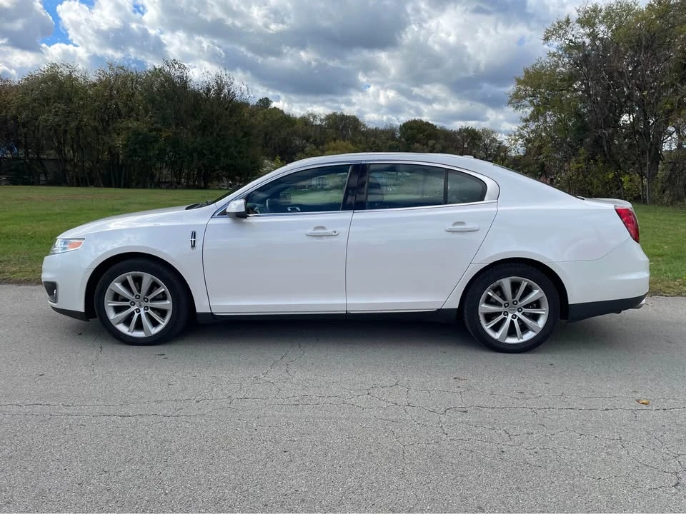 2012 Lincoln MKS - Image 2 of 17