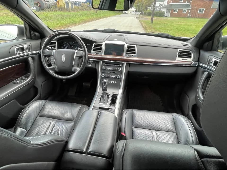 2012 Lincoln MKS - Image 13 of 17