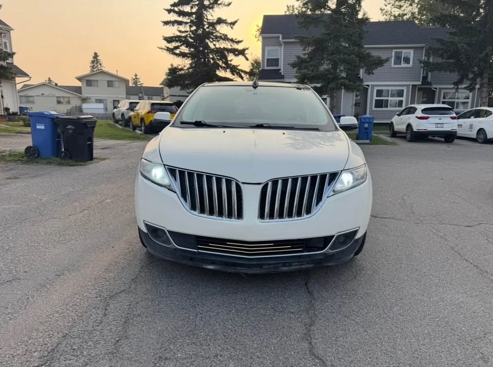 2012 Lincoln MKX - Image 2 of 13