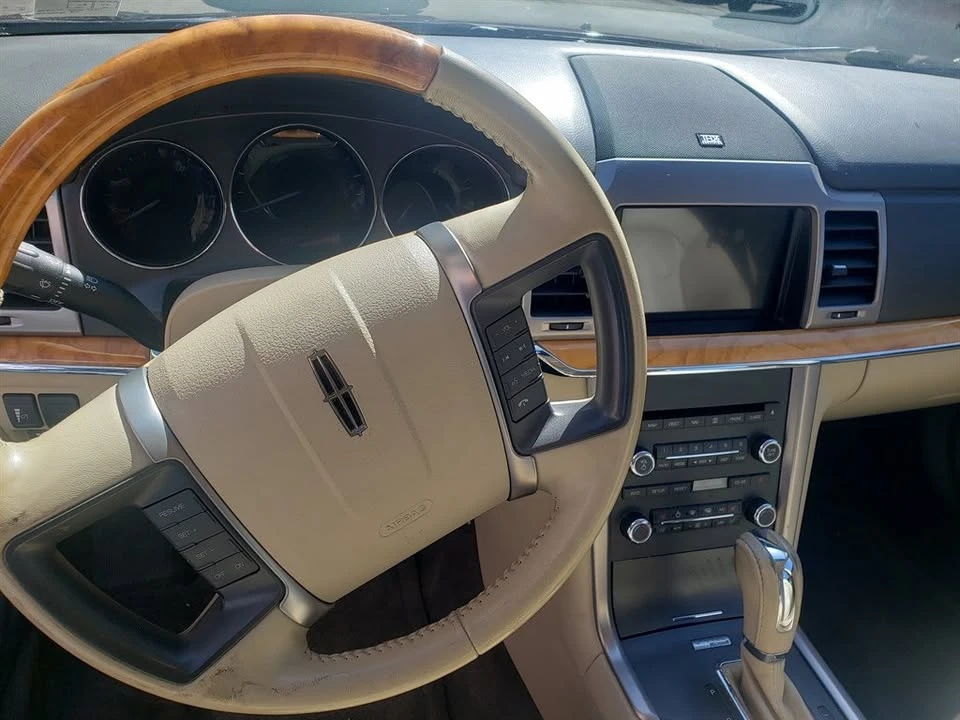 2012 Lincoln MKZ - Image 5 of 8
