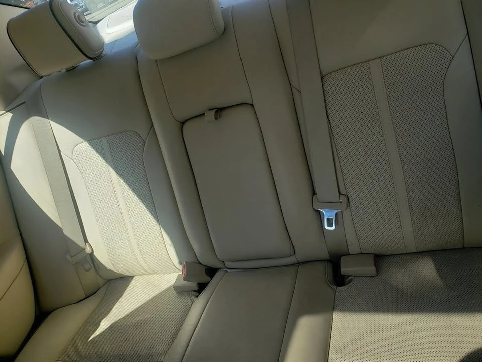 2012 Lincoln MKZ - Image 7 of 8