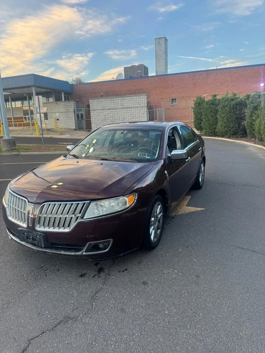 2012 Lincoln MKZ - Image 2 of 9