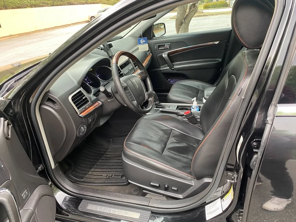 2012 Lincoln MKZ - Image 8 of 9