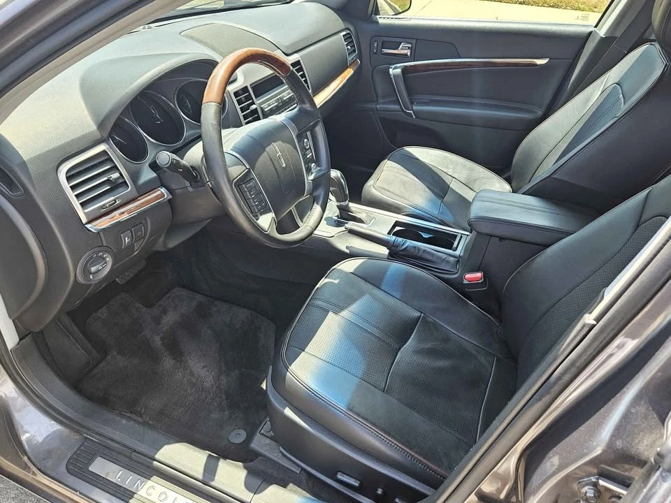 2012 Lincoln MKZ - Image 9 of 14