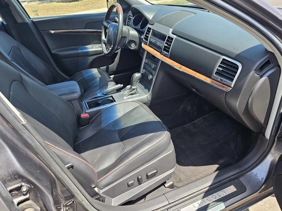 2012 Lincoln MKZ - Image 10 of 14
