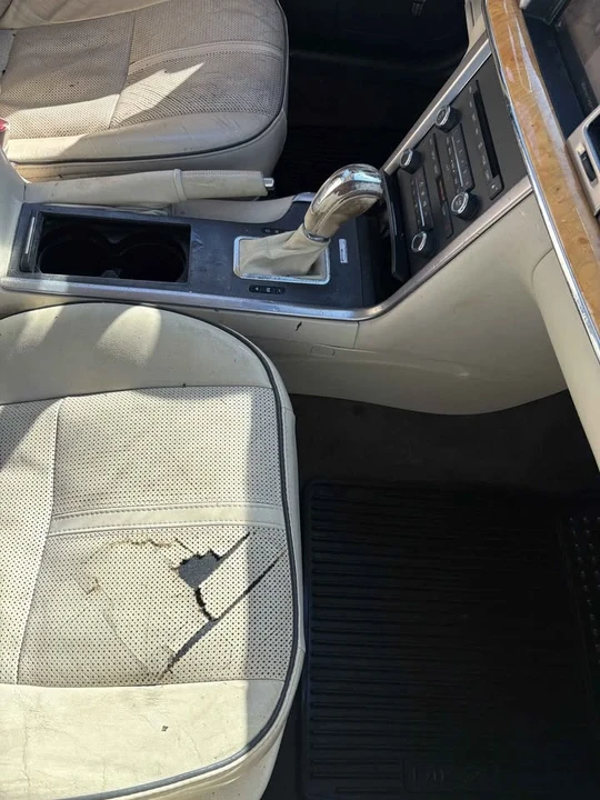 2012 Lincoln MKZ - Image 6 of 7