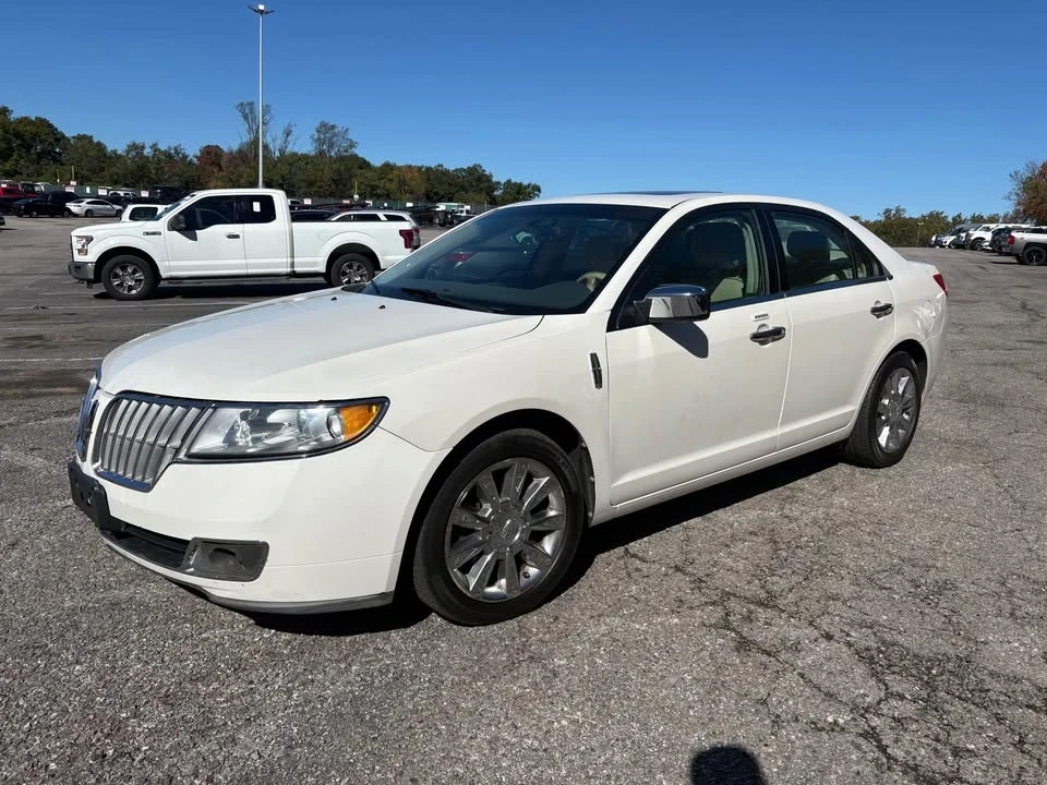 2012 Lincoln MKZ - Image 4 of 9