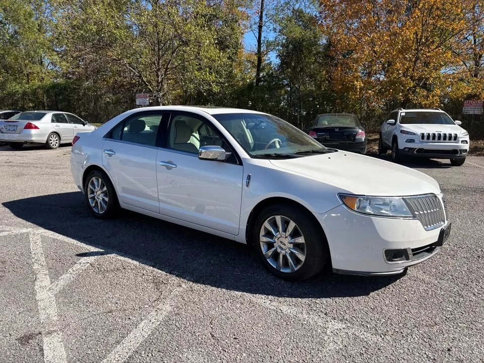 2012 Lincoln MKZ - Image 2 of 9
