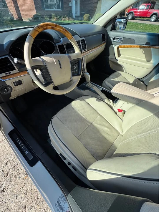 2012 Lincoln MKZ - Image 4 of 6