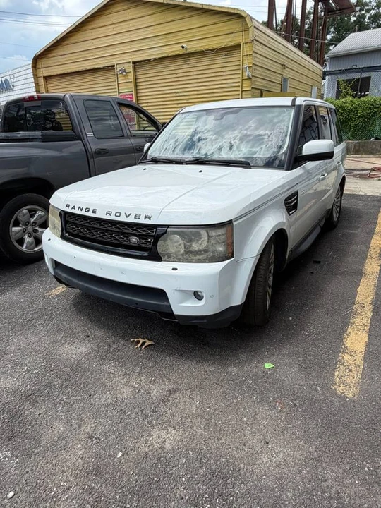 2012 Land Rover Range Rover L322 - Image 2 of 8